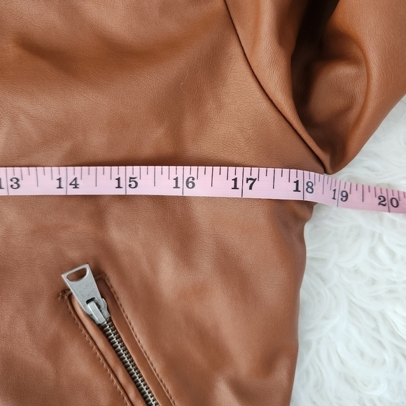 New Look Faux Leather Jacket. Size Medium. New without tags. - Picture 4 of 7